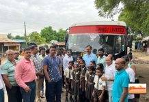 लॉयड मेटल कंपनी ने केला विद्यार्थ्यांचा शाळेत जाण्याचा मार्ग सुकर…