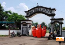 गोंडवाना विद्यापीठातील कॅन्टीनमध्ये घरगुती गॅस सिलेंडरचा गैरवापर उघड; शहरातून 34 सिलेंडर जप्त, आवश्यक वस्तू अधिनियमाअंतर्गत कारवाईची मागणी…