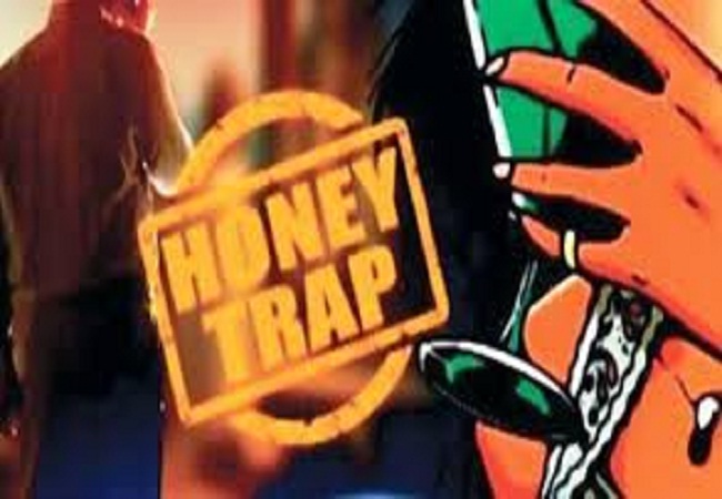 2021_6image_10_46_491614994honeytrap