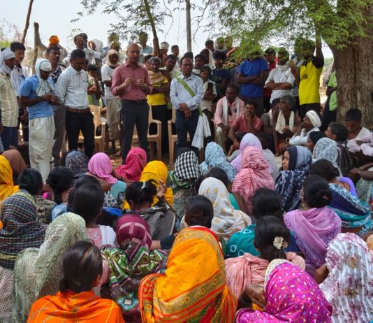 गुरुवडा गावानेही जनगणनेवर टाकला बहिष्कार… तहसीलदार सागर कांबळे यांची समजूत काढण्याची मोहीम निष्फळ; ग्रामस्थांनी अधिकाऱ्यांना पाठविले रिकाम्या हाताने परत…