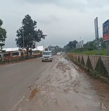 सर्वसामान्यांवर कारवाई, पण लॉयड्स मेटल कंपनीला मोकळे रान? कोनसरी मध्ये लॉयड्स मेटलच्या अतिक्रमणावरून प्रशासनाच्या भूमिकेवर प्रश्नचिन्ह…